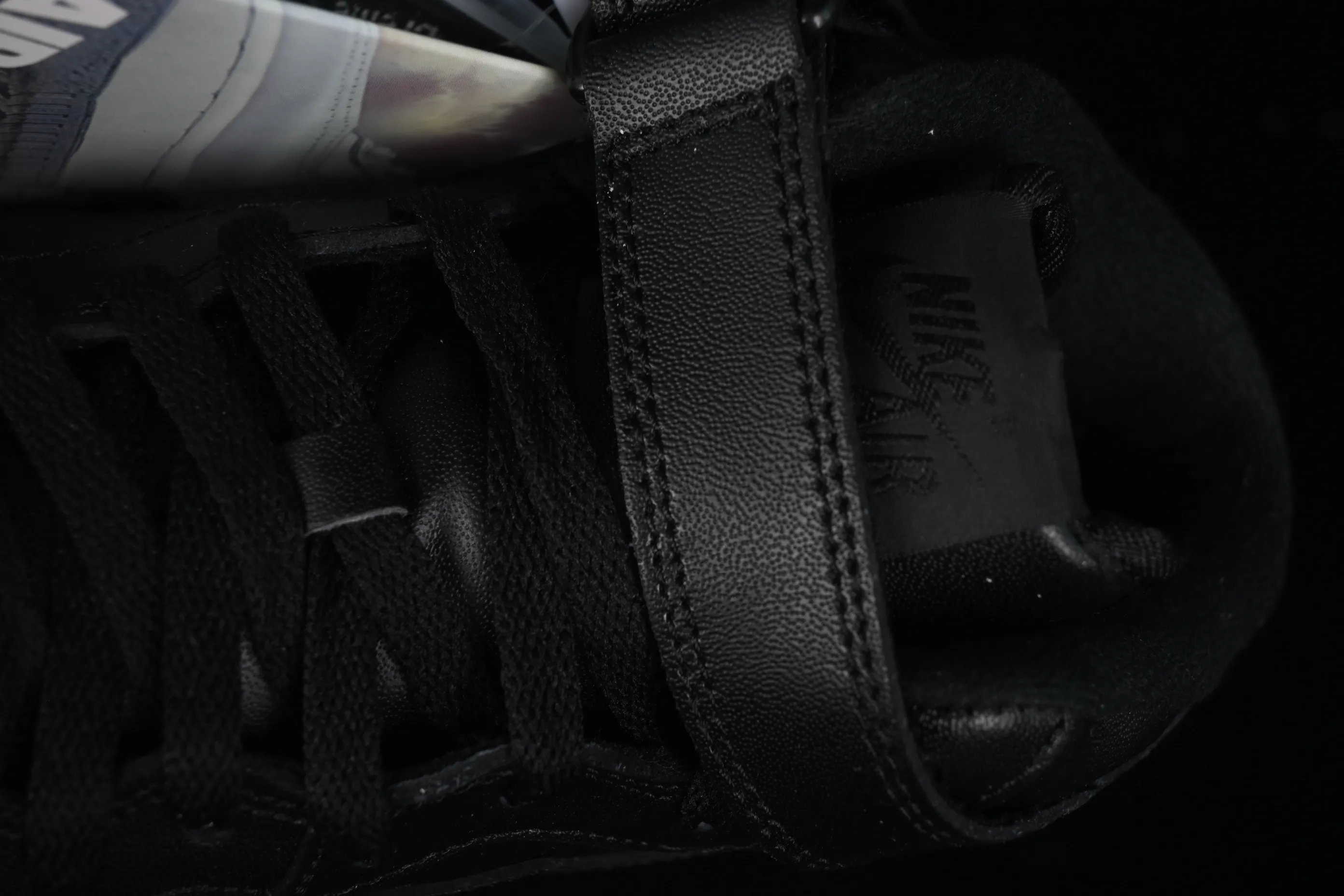All categories Nk Air Force 1 Air Force series Nk Air Force 1 Mid Air Force mid-top Supreme x Nk Air Force 1 Mid joint model Air Force One mid-top casual sneakers FZ8784-001